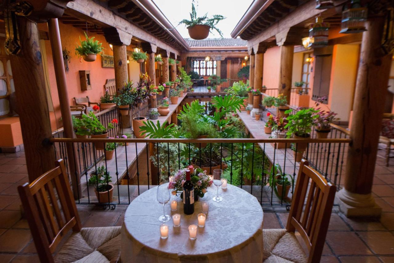 Hotel Pueblo Magico Пацкуаро Екстер'єр фото
