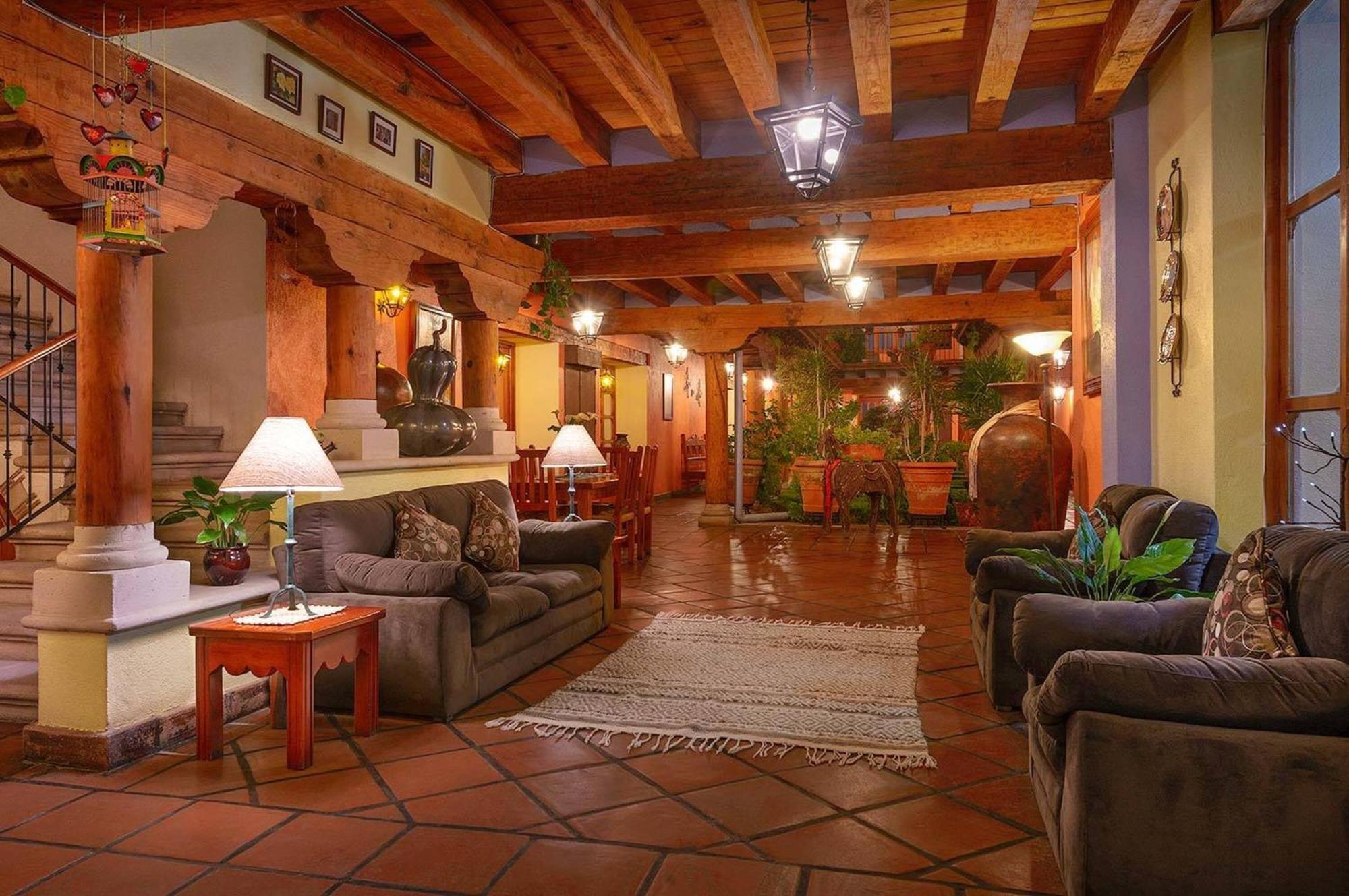 Hotel Pueblo Magico Пацкуаро Екстер'єр фото