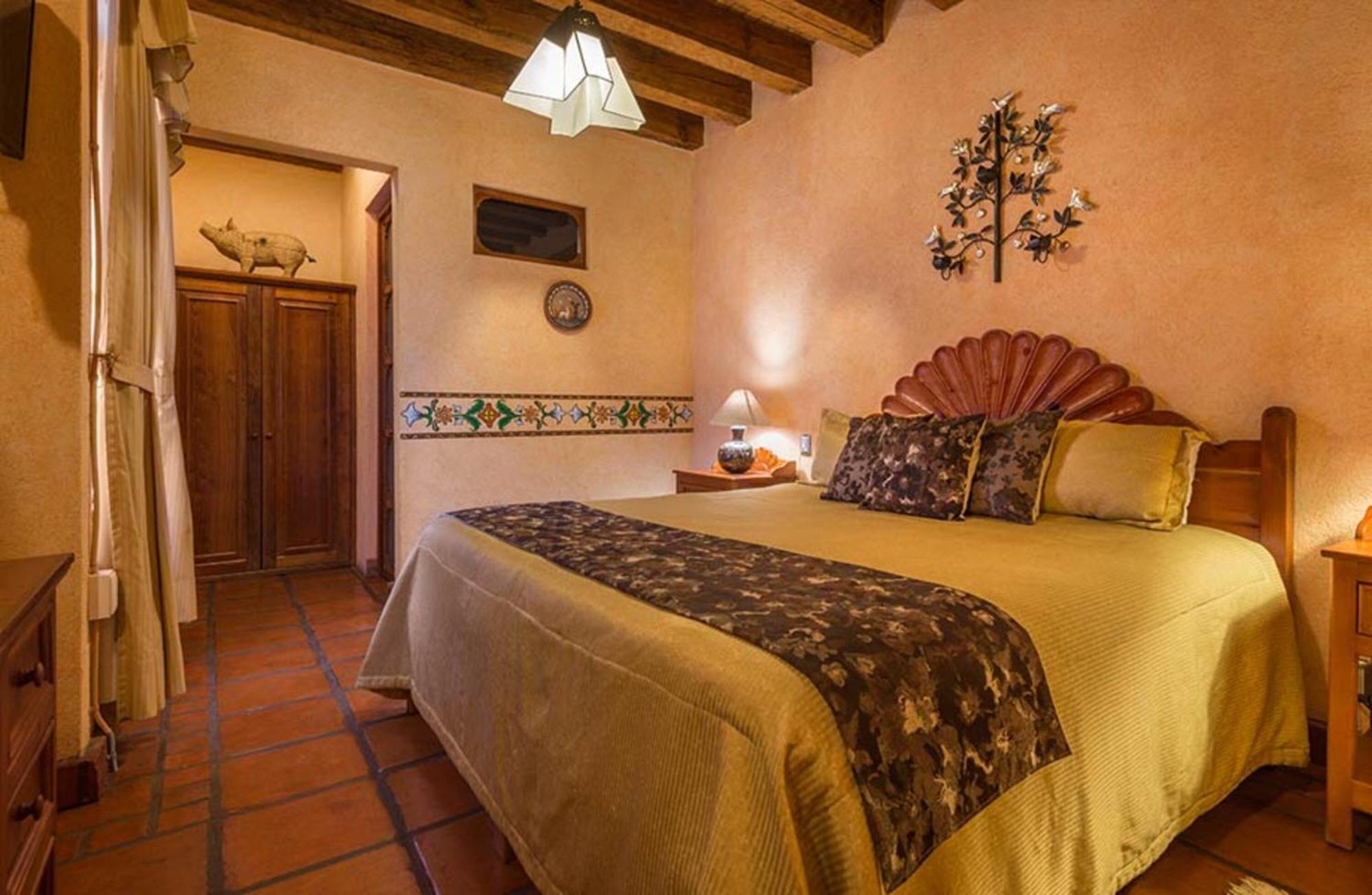 Hotel Pueblo Magico Пацкуаро Екстер'єр фото