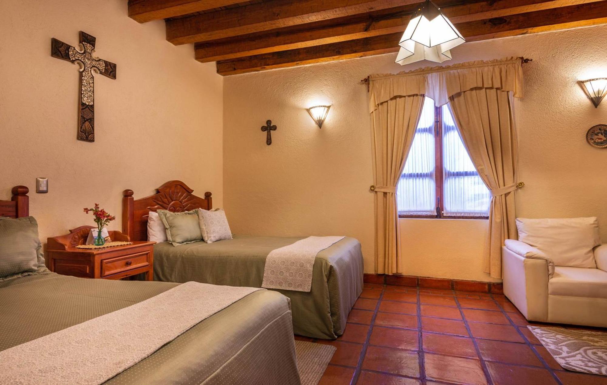 Hotel Pueblo Magico Пацкуаро Екстер'єр фото