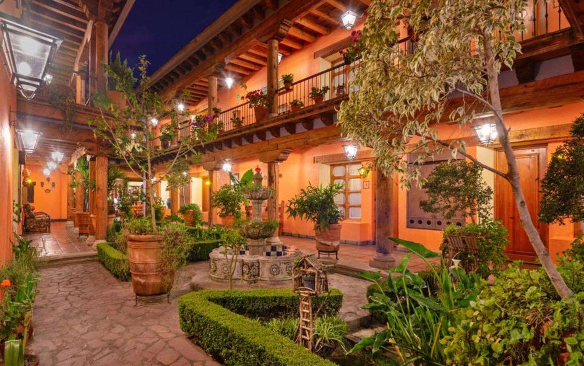 Hotel Pueblo Magico Пацкуаро Екстер'єр фото