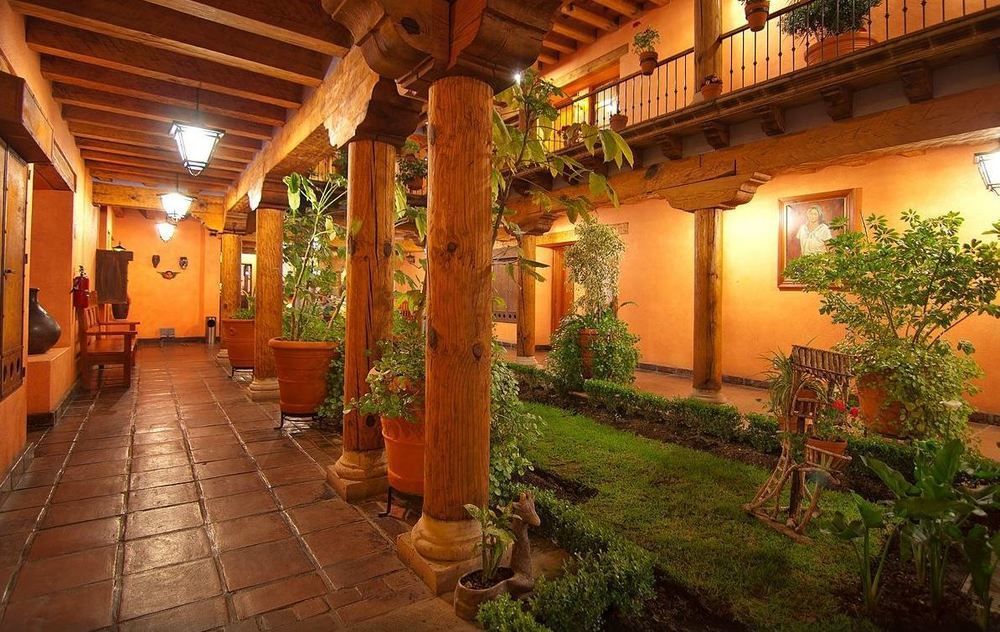Hotel Pueblo Magico Пацкуаро Екстер'єр фото